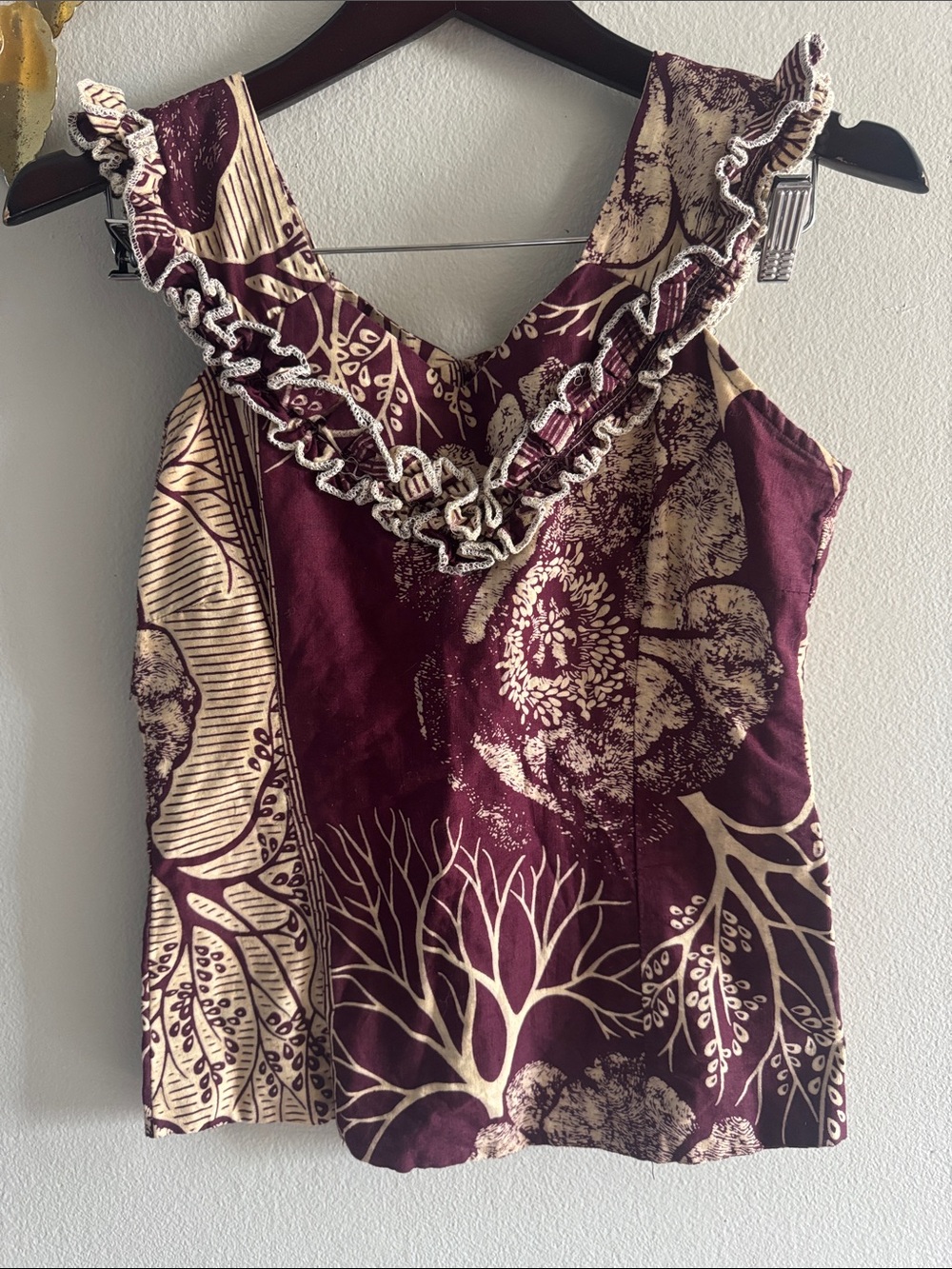 Women’s Burgundy & Cream Ruffle V-Neck Tank Top